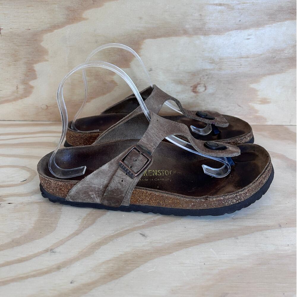 Birkenstock - Gizeh Thong - Sandals - Brown - Women's - 8.5